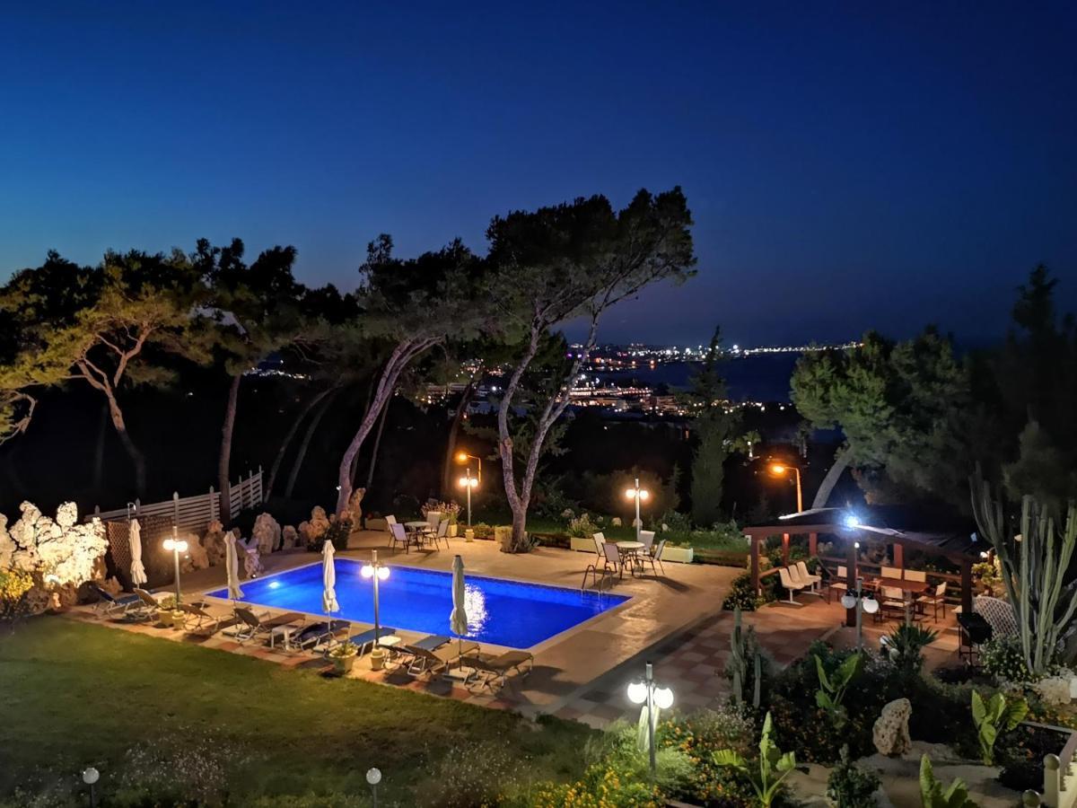 Louis Luxury Villa By Living In Blue Koskinou  Extérieur photo