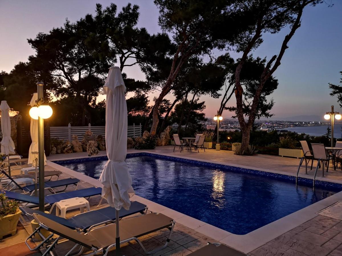 Louis Luxury Villa By Living In Blue Koskinou  Extérieur photo