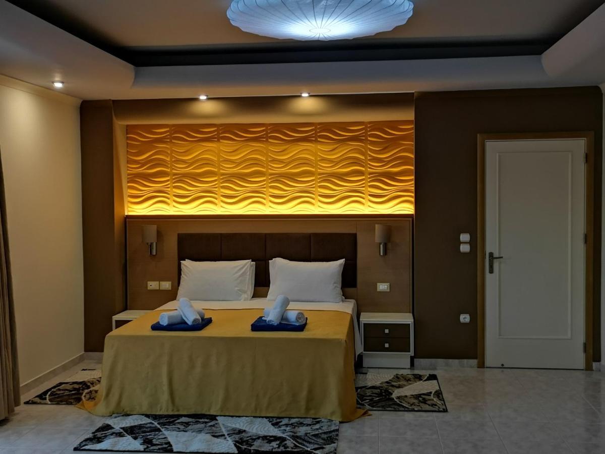 Louis Luxury Villa By Living In Blue Koskinou  Extérieur photo